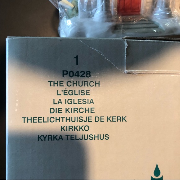 PartyLite The Church Candle Holder Holiday Decor - Picture 6 of 6